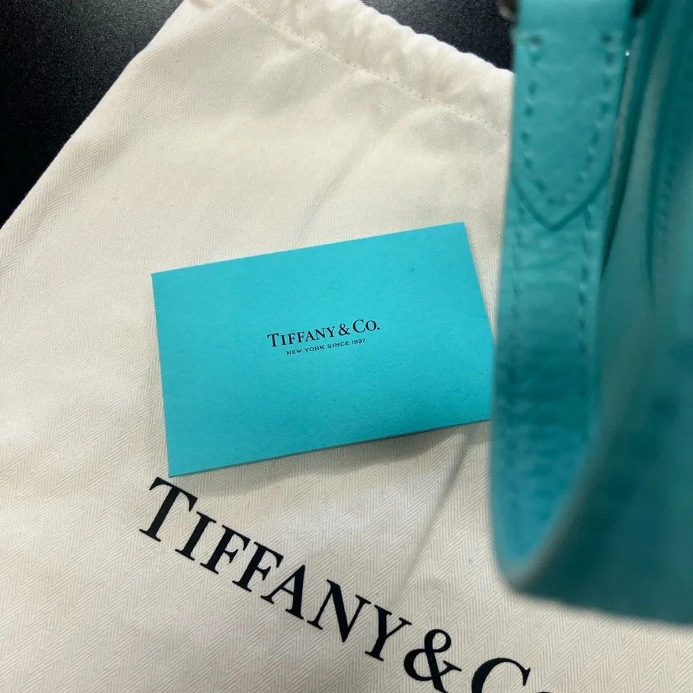 Tiffany & Co. Blue Leather Shoulder Bag with Chain - Picture 4 of 5